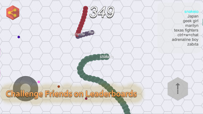 Screenshots of Snakeio for iPhone