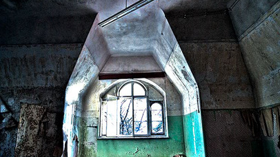 Abandoned Sanatorium Escape screenshot 2