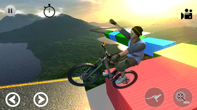 Super Cycle Impossible Rider screenshot 2