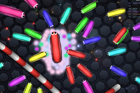 Clash of Snakes 2: Slither.io Mods and Skins Edition screenshot 2