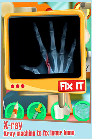 Crazy Hand Doctor - Treat Little Patients in your Dr Hospital screenshot 4